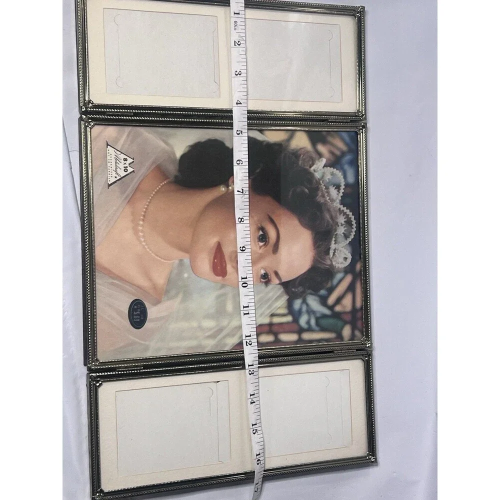 Vintage 1960s TriFold Folding Picture Frame 8x10 Center original stock display